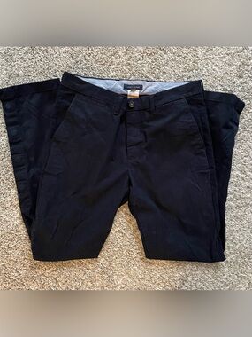 Tommy Hilfiger Adaptive 34x32 Magnetic Fly and Leg Opening Navy Pants